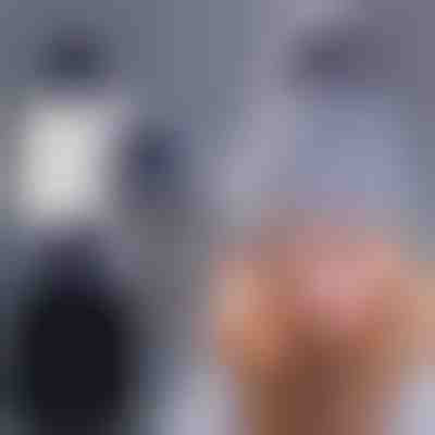 Teplá pletená čiapka s bambuľkou | GLACIA